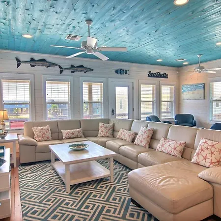 Jumpin Jellyfish Villa